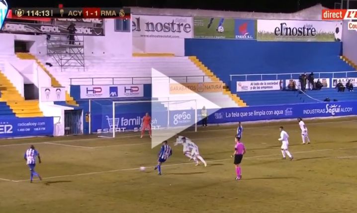HIT! Trzecioligowiec strzela gola Realowi na 2-1 w osłabieniu! [VIDEO]